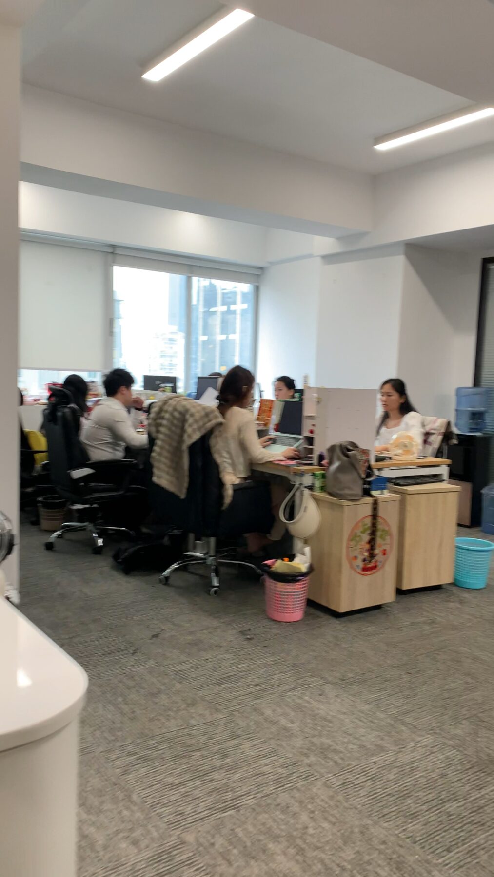 深圳普货报关公司报价 300 和 800 的差在哪，被查验一次就懂了